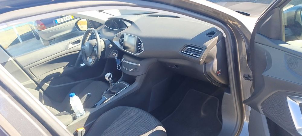 Peugeot 308 SW Style 1.5 BlueHdi