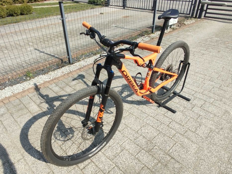 Orbea OIZ H30 TR skok 120mm.