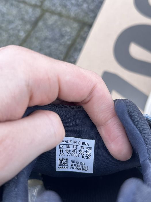 Yeezy 700 V3 Kyanite buty sneakersy niebieskie 44 2/3