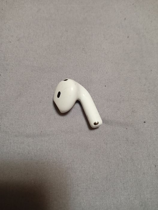 Наушник правый Apple AirPods 4 Right A3050