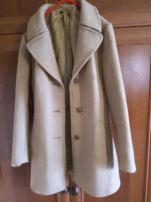 Пальто на дівчинку