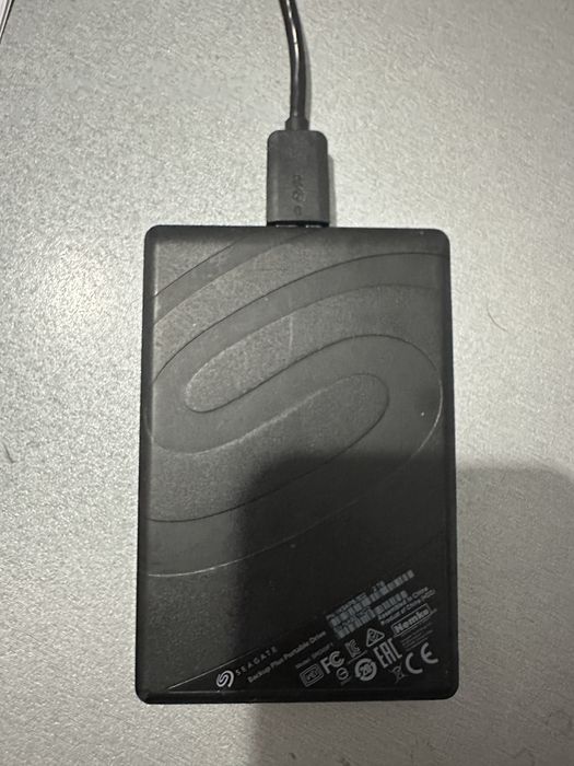 Зовнішній жорсткий диск 2TB Seagate