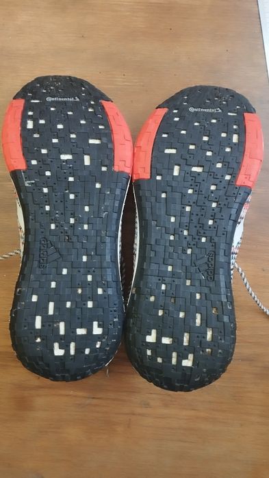 Кросівки adidas 40,5