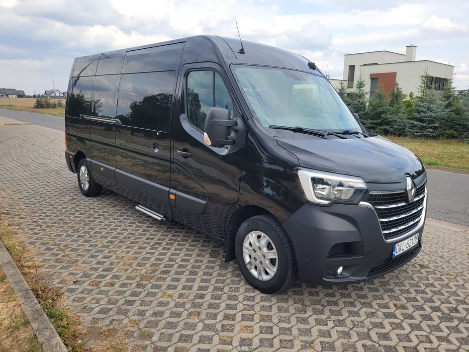 Renault Master  Wersja VIP / 9 osobowa / 180 KM / 2.3 Diesel
