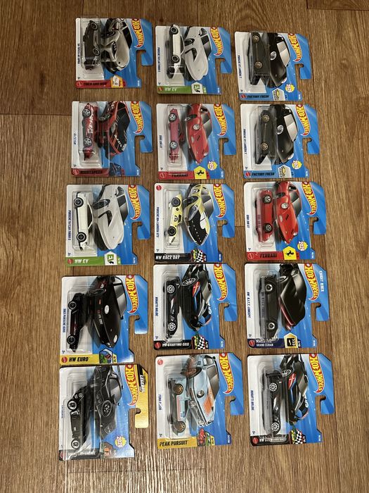 Машинки Hot Wheels