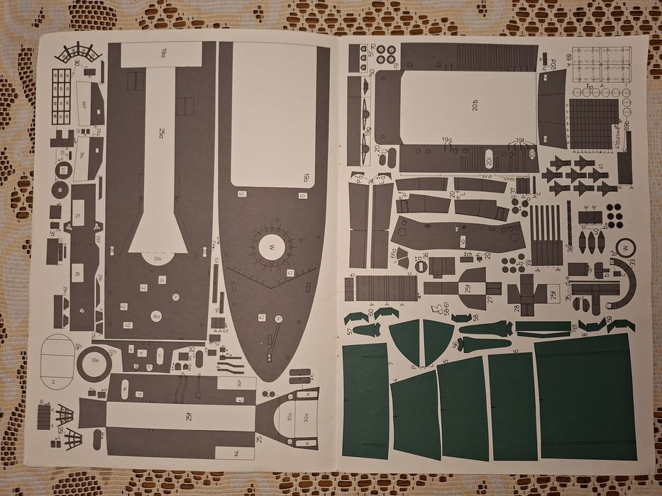 Model papierowy kartonowy ORP ORKAN  1:100 stan  bdb