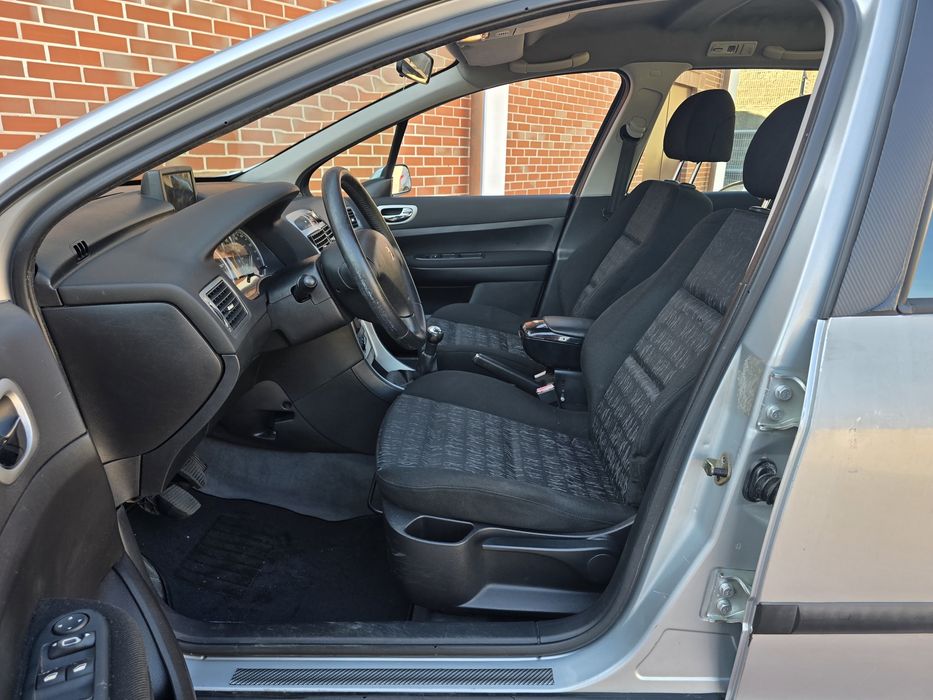 Peugeot 307 SW 1.4 HDI |  NAVTECH