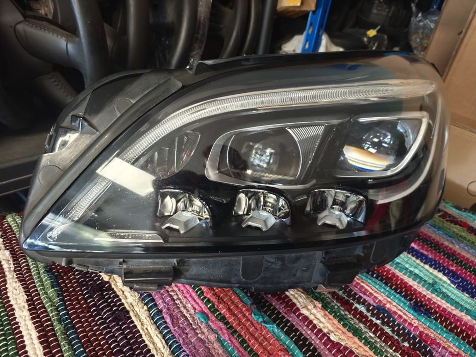 Farol Led Multibeam esquerdo w218 CLS facelift - A2189067102