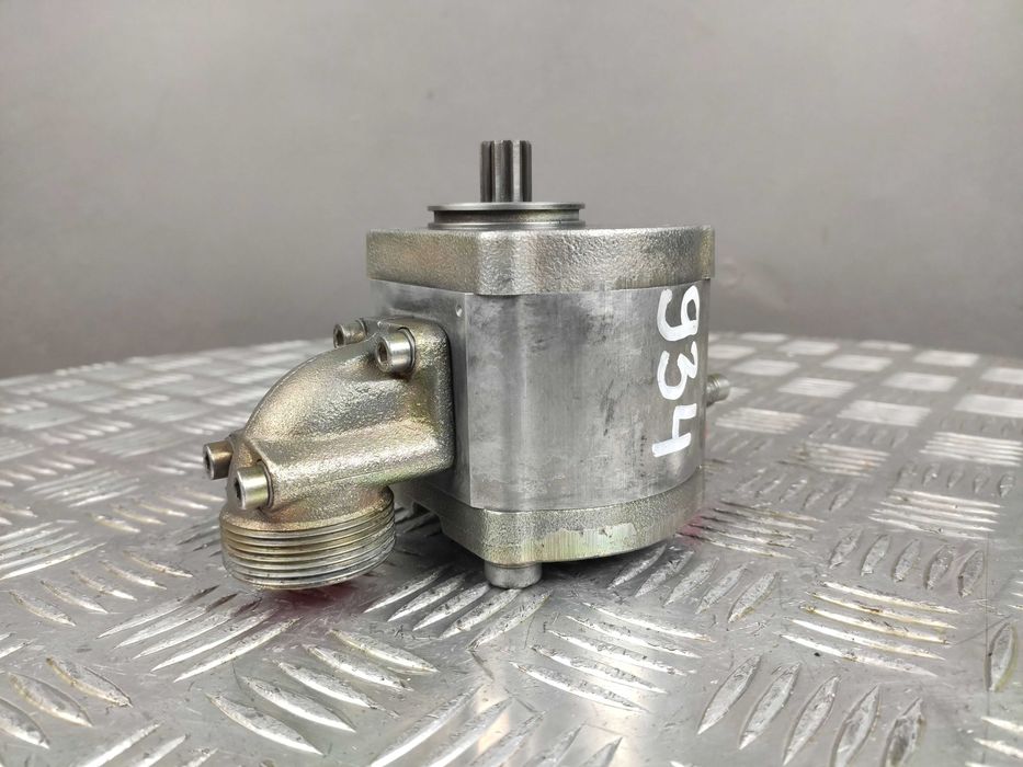Pompy zębate Bosch do koparek Liebherr A900, R914, R934. Gear pump.