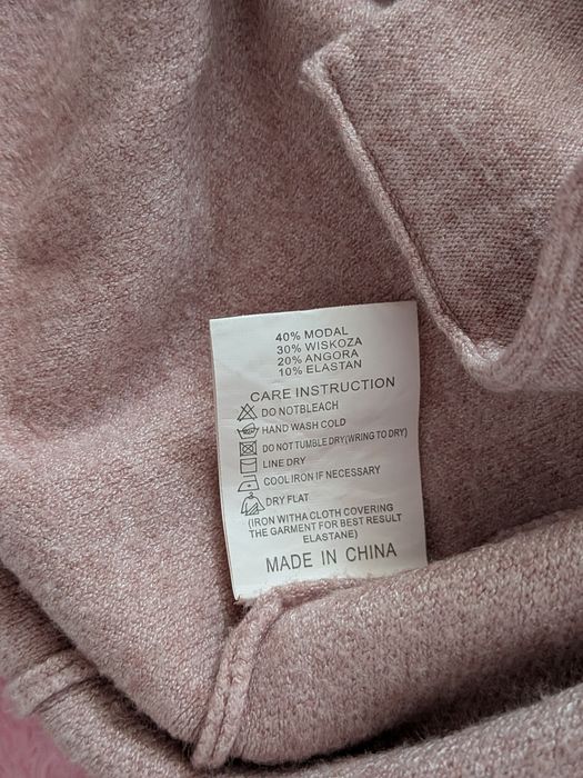 Sweter rozpinany pudrowy 38