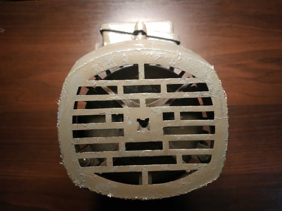 Двигатель асинхронный 4ААМ56.В4УЗ