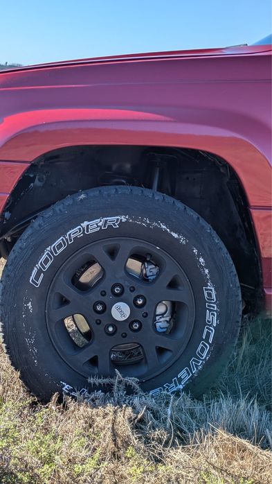 Cheroke Laredo  3.1