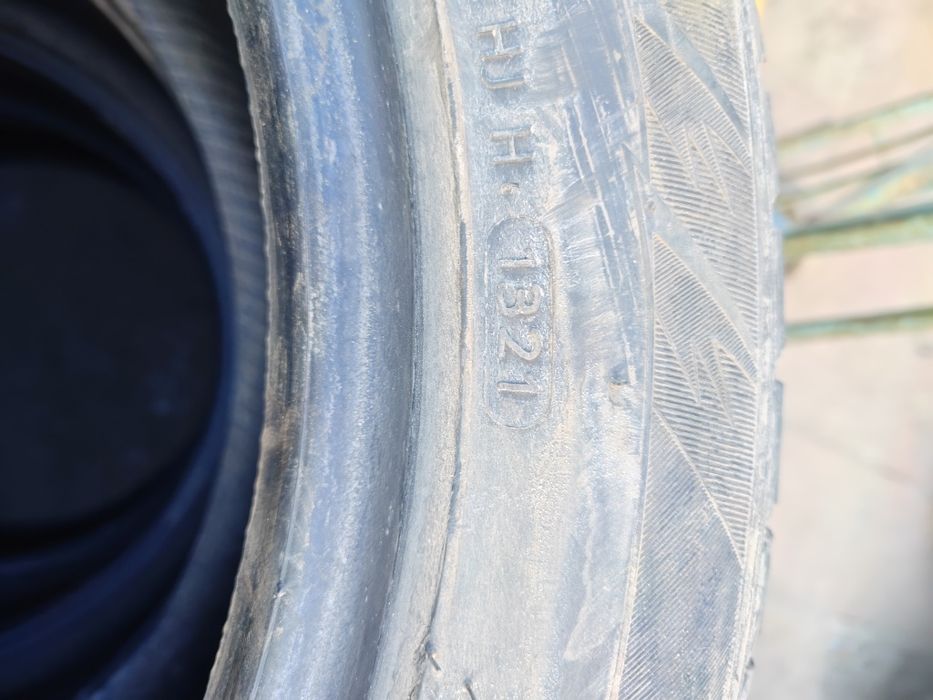 Шины 215/55/17 Hankook Winter i Cept Iz2