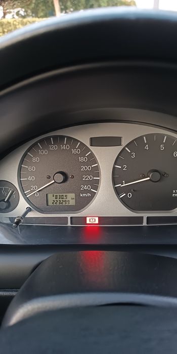 Mitsubishi Carisma 1.3 Gasolina • 2003 • 223.000 km