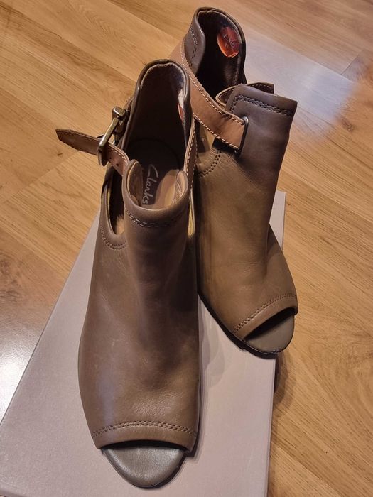 Buty damskie Clarks rozm. 41 skóra