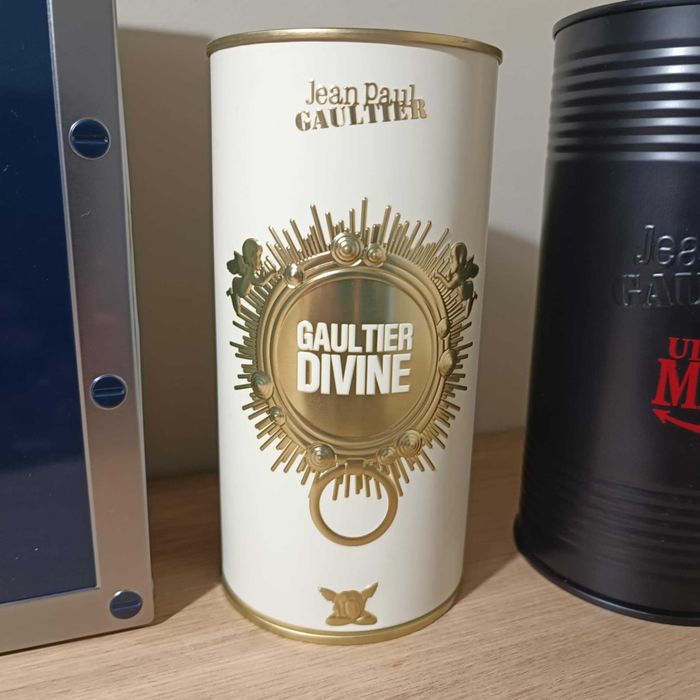 Pudełko + 3 puszki po perfumach Jean Paul Gaultier - stan bdb (puste)