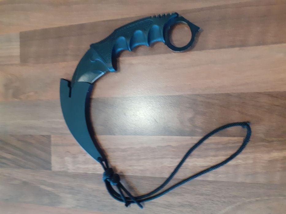 Nóż kosa ostry +kabura