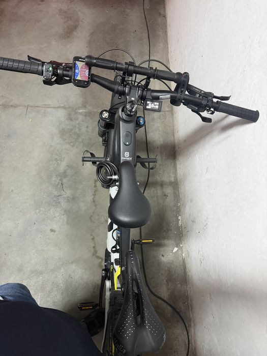 Wynajem roweru MTB E-bike z siodełkiem dla dziecka
