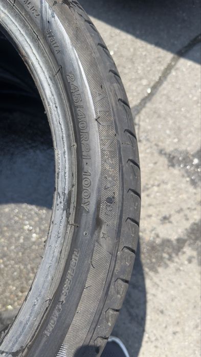 245/40/21 Bridgestone Alenza  001 Runflat