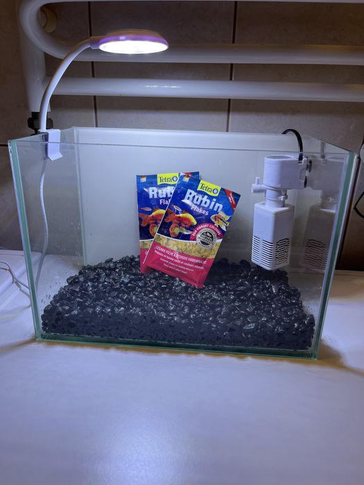 Akwarium-krewtkarium 12l komplet +filtr +lampa+ napowietrzacz