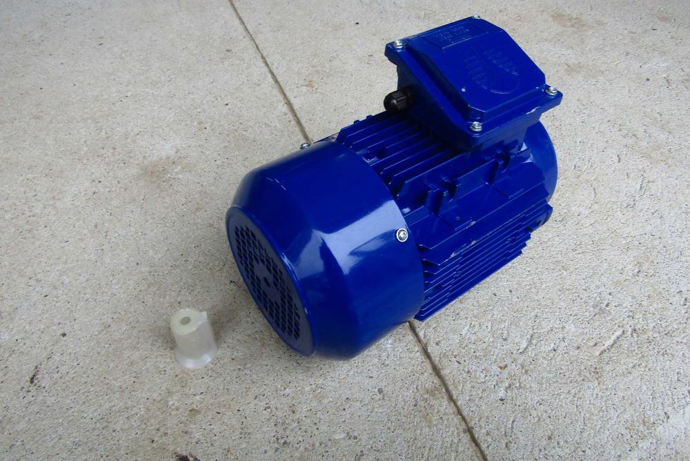 silnik Elektryczny Techtop motors t1A90L1-4  1.5 KW