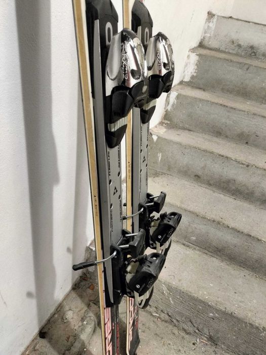 Narty: Fisher Progressor 9+, 180cm, r17. Wiązania: Fisher RXZ13