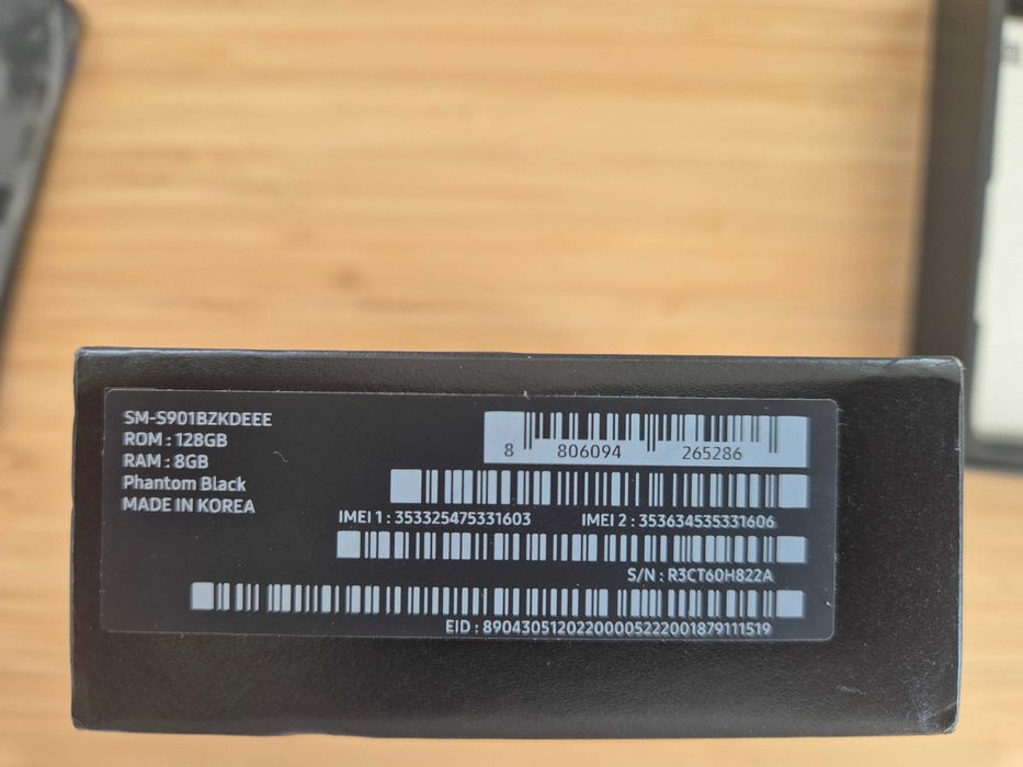 Samsung Galaxy S22 8GB Ram.