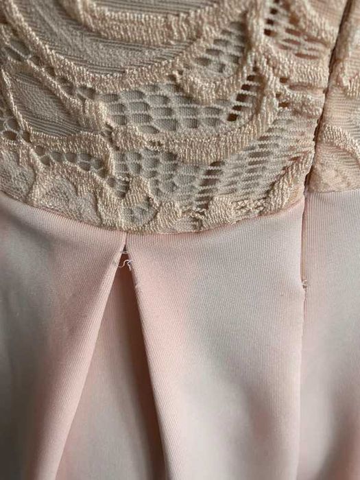 Boohoo koronkowa morelowa sukienka rozkloszowana mini 36
