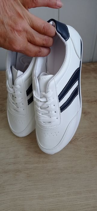 Buty sportowe 39-25,5 cm