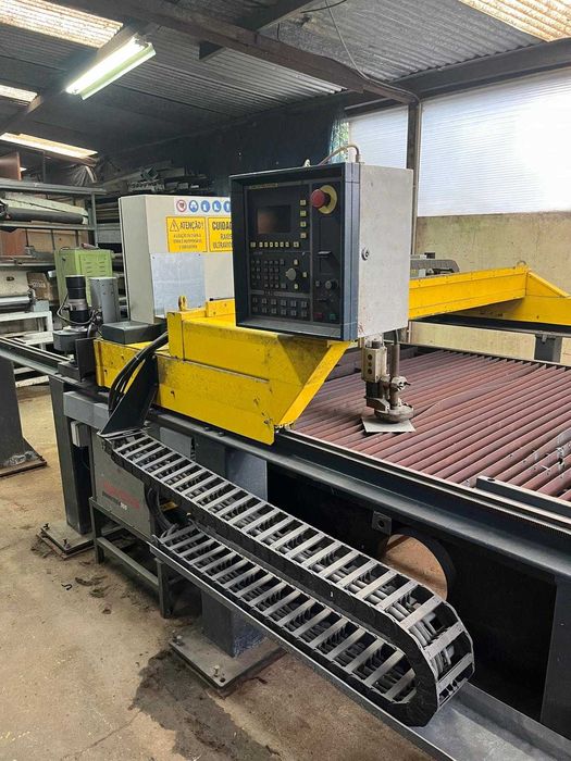 Máquina corte Plasma ESAB 3 X 1.5