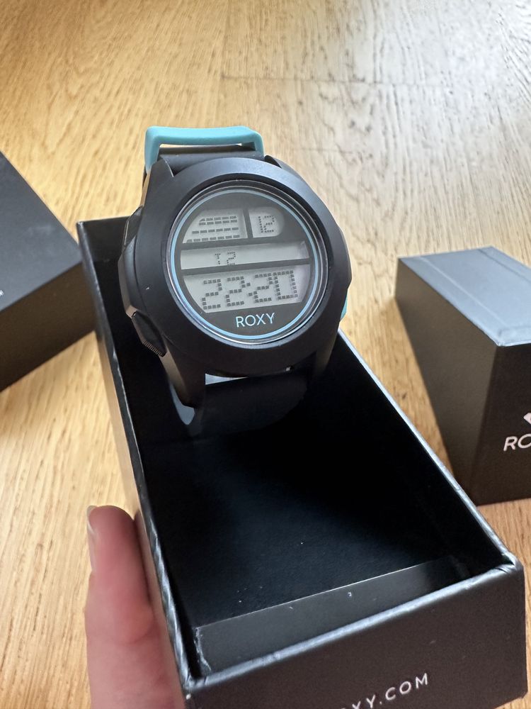 Roxy inspire clearance watch