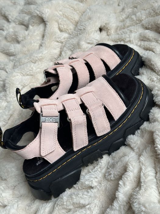 Nowe sandały Dr. Martens oryginalne, rozmiar 37. Skora naturalna