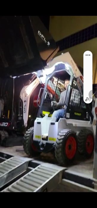 Alugo Bobcat pequena S70 90 cm largura