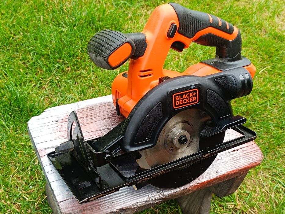 Piła tarczowa Black decker akumulatorowa