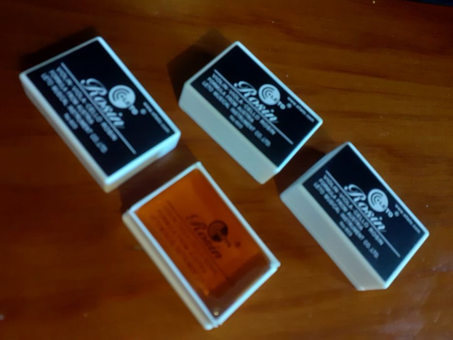 Breu Resina para cordas de Violino e Violoncelo Rosin