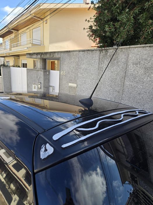 BMW 118d 143cv | Xenon | Bancos Aquecidos | Jantes 18