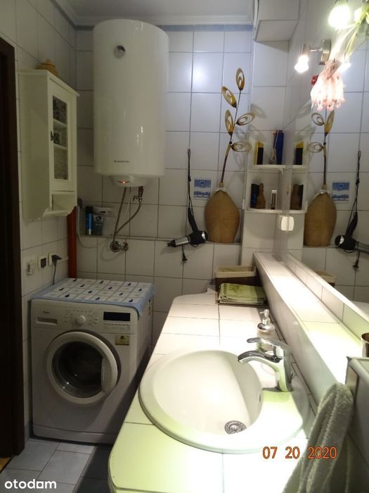 wynajmę 3 pok mieszkanie na 1 piętrze z balkonem