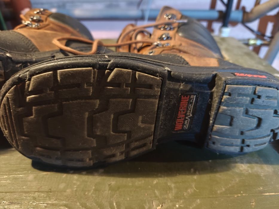 Buty  robocze WOLVERINE  43