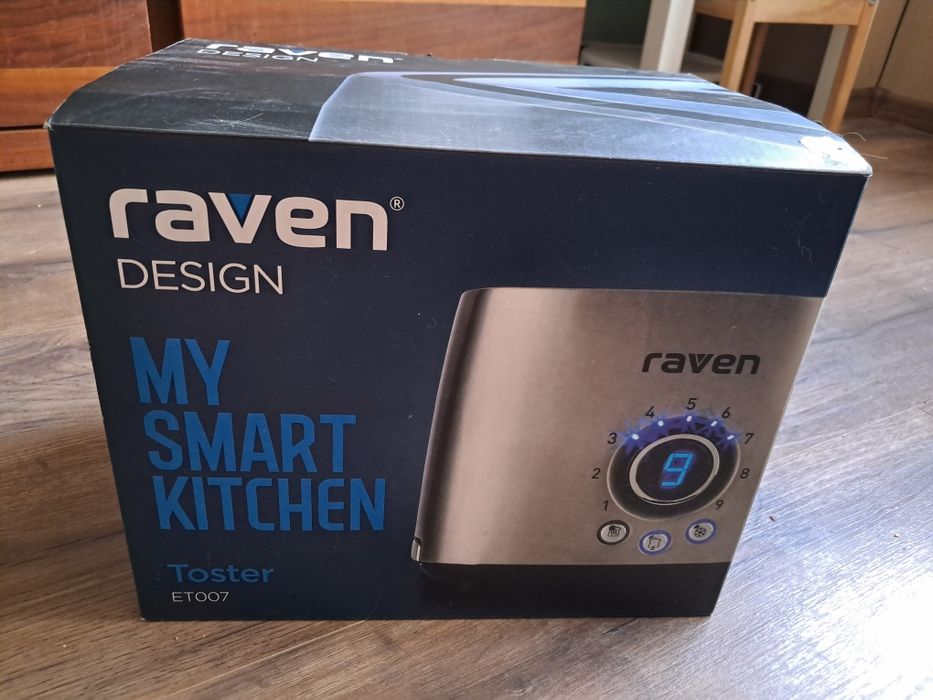 Toster Raven Design