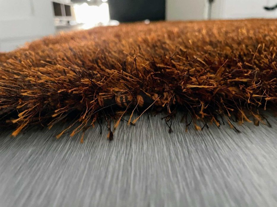 Vendo alcatifa de pêlo comprido