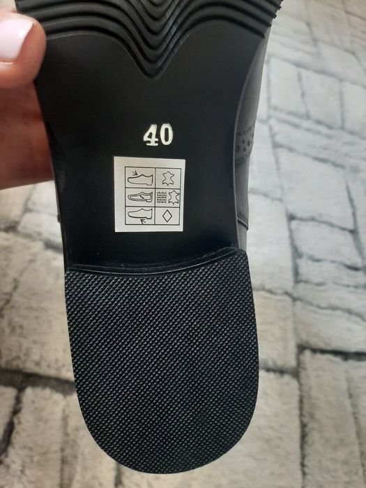 Nowe skórzane buty Wild Flower r. 40-41 skóra naturalna