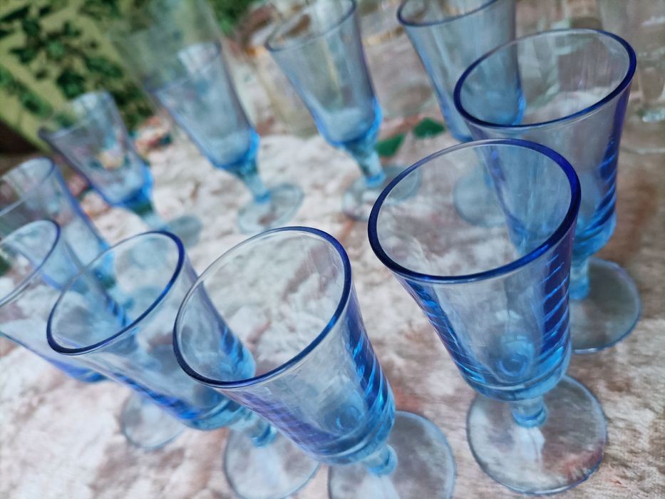 Продам рюмочки из стекла.