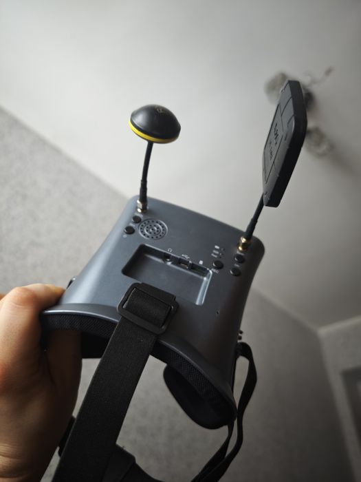 FPV шолом EV800D 5.8G 40CH з DVR та екраном 4.3"