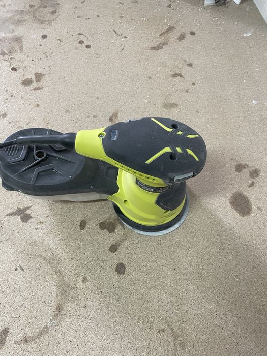 Szlifierka mimośrodowa RYOBI ROS300
