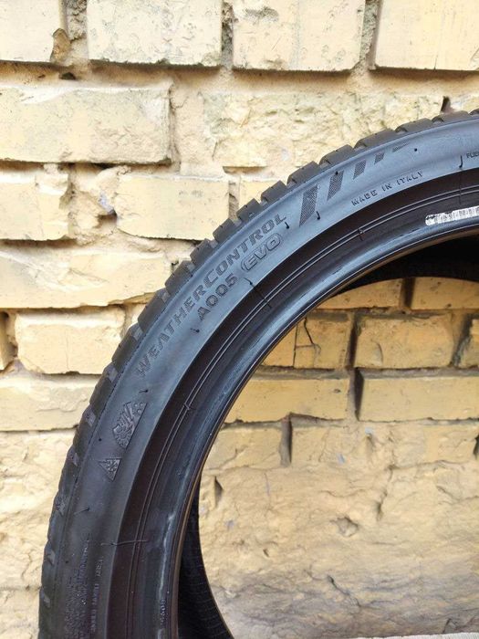 Шини б/у 225 40 R18 Bridgestone Weather Control A005 evo