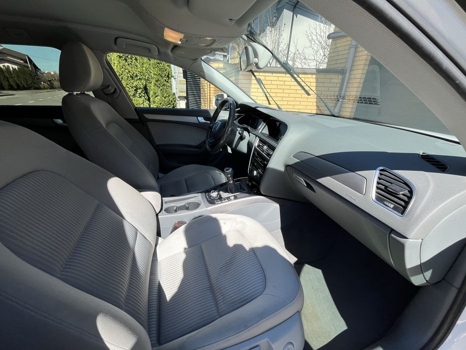 Продам власне авто Audi A4 B8