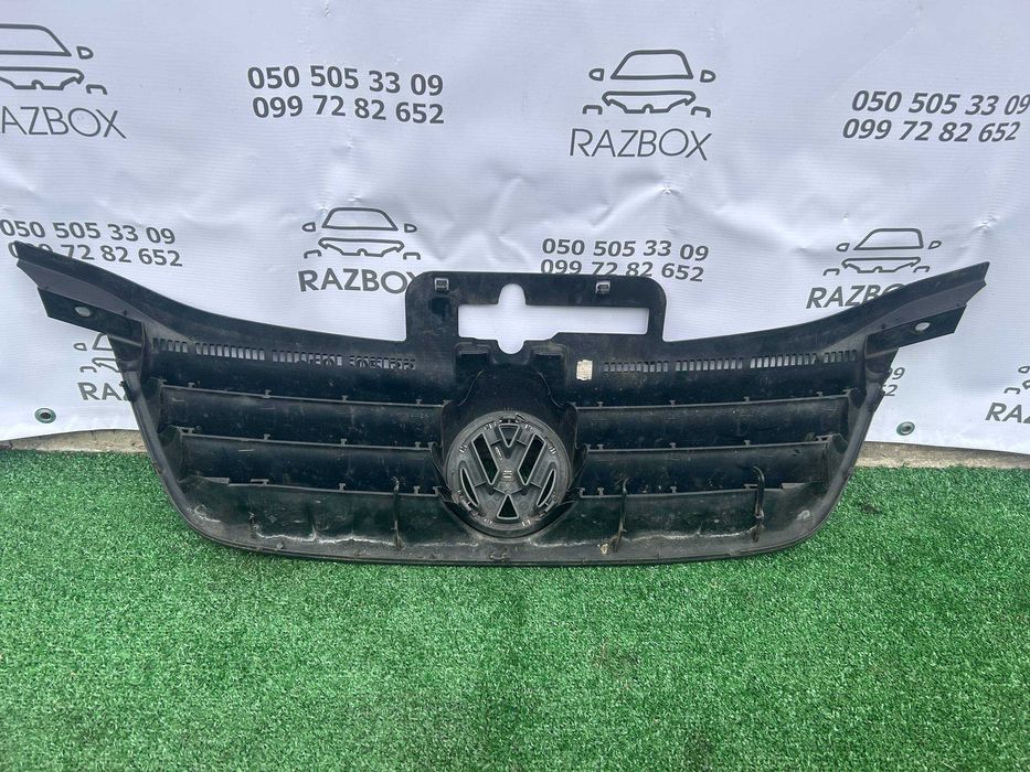 Решетка решітка радіатора VW Touran 1 2003-2005р