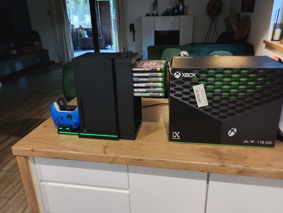 Konsola Xbox seriesx+ dodatki
