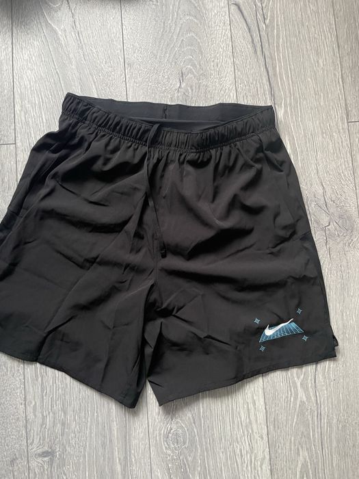 Шорты Nike M новые оригинал