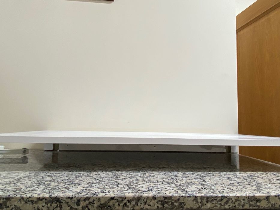 Tampo/mesa de abrir e fechar